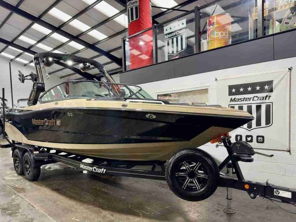 2022 MASTERCRAFT XT25 SALTWATER SERIES