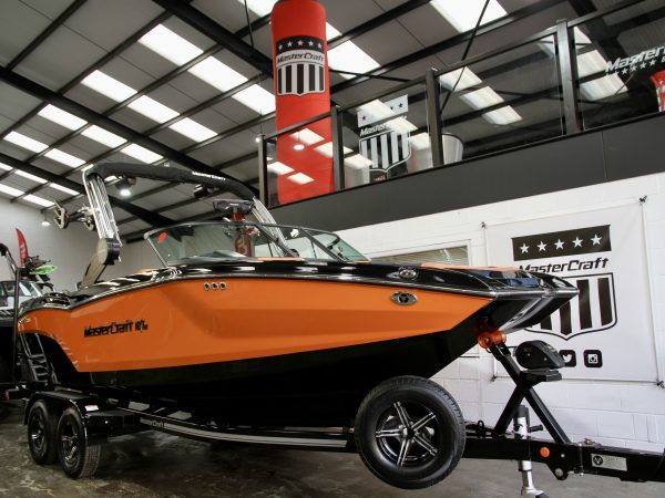 2023 MasterCraft NXT22 SURFSTAR